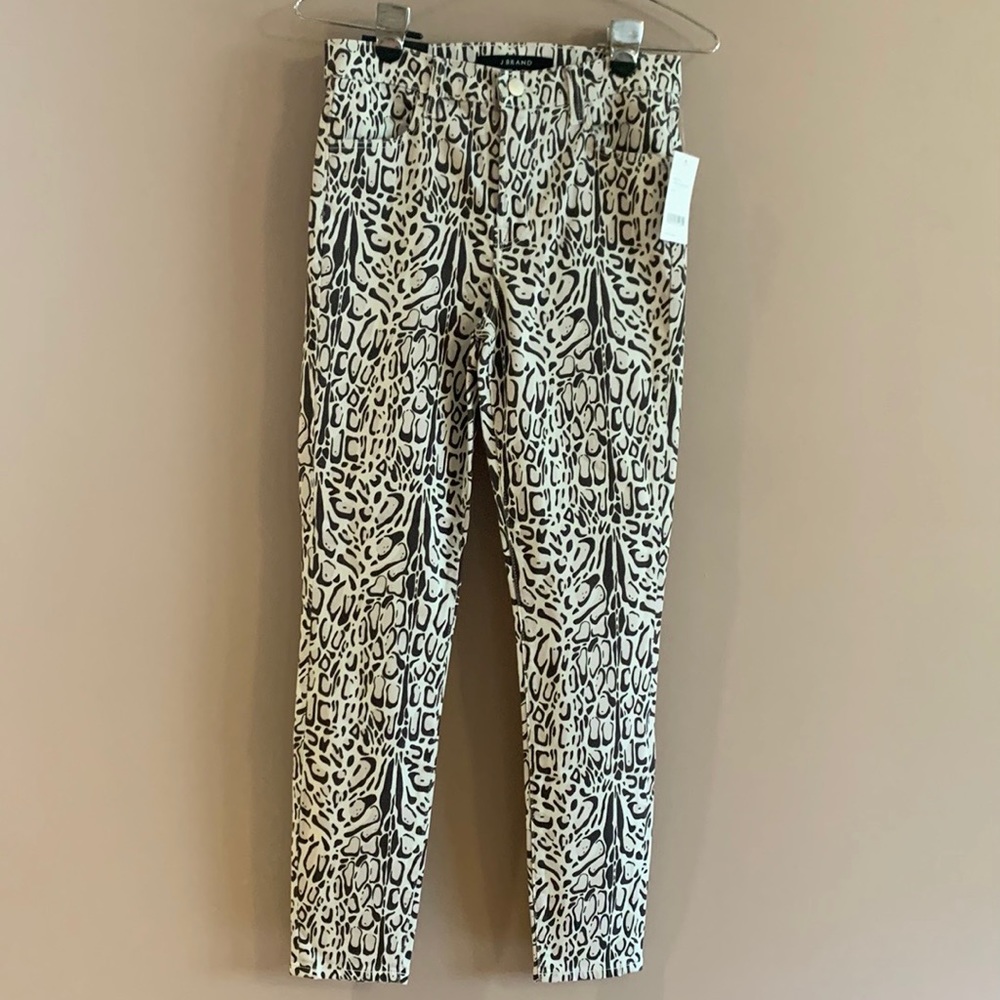 J Brand Jeans - Picture 2 of 7